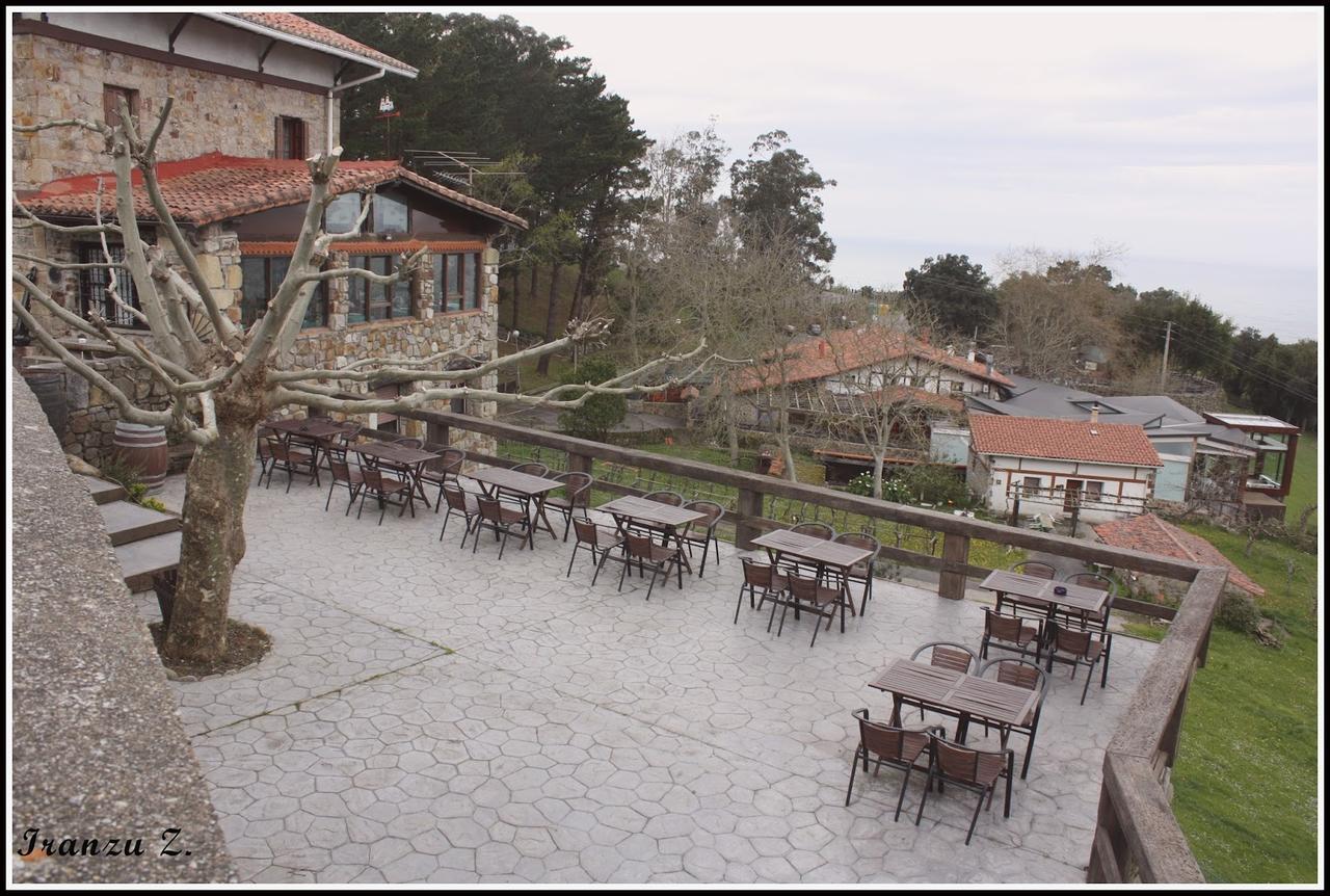 Gaztelubegi Hotel Бакио Екстериор снимка